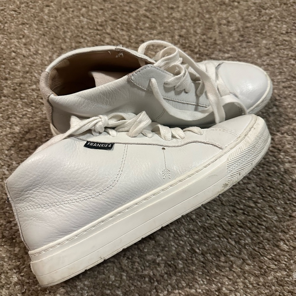 Frankie4 Mila tumbled sneaker